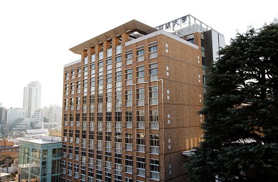拓殖大学
