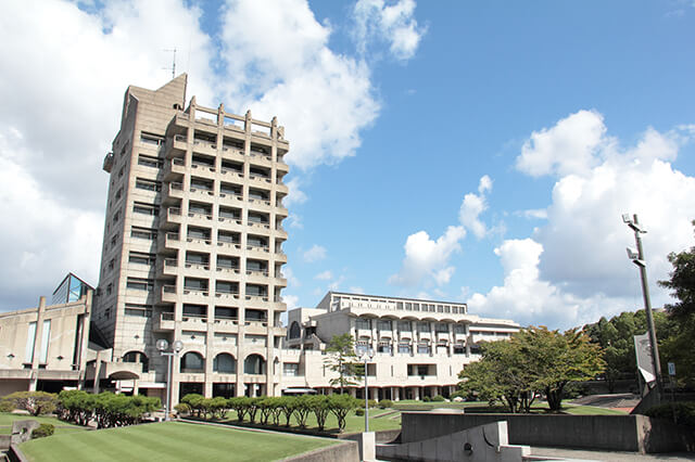 金沢工業大学