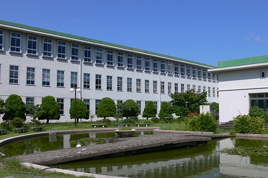横浜市立大学